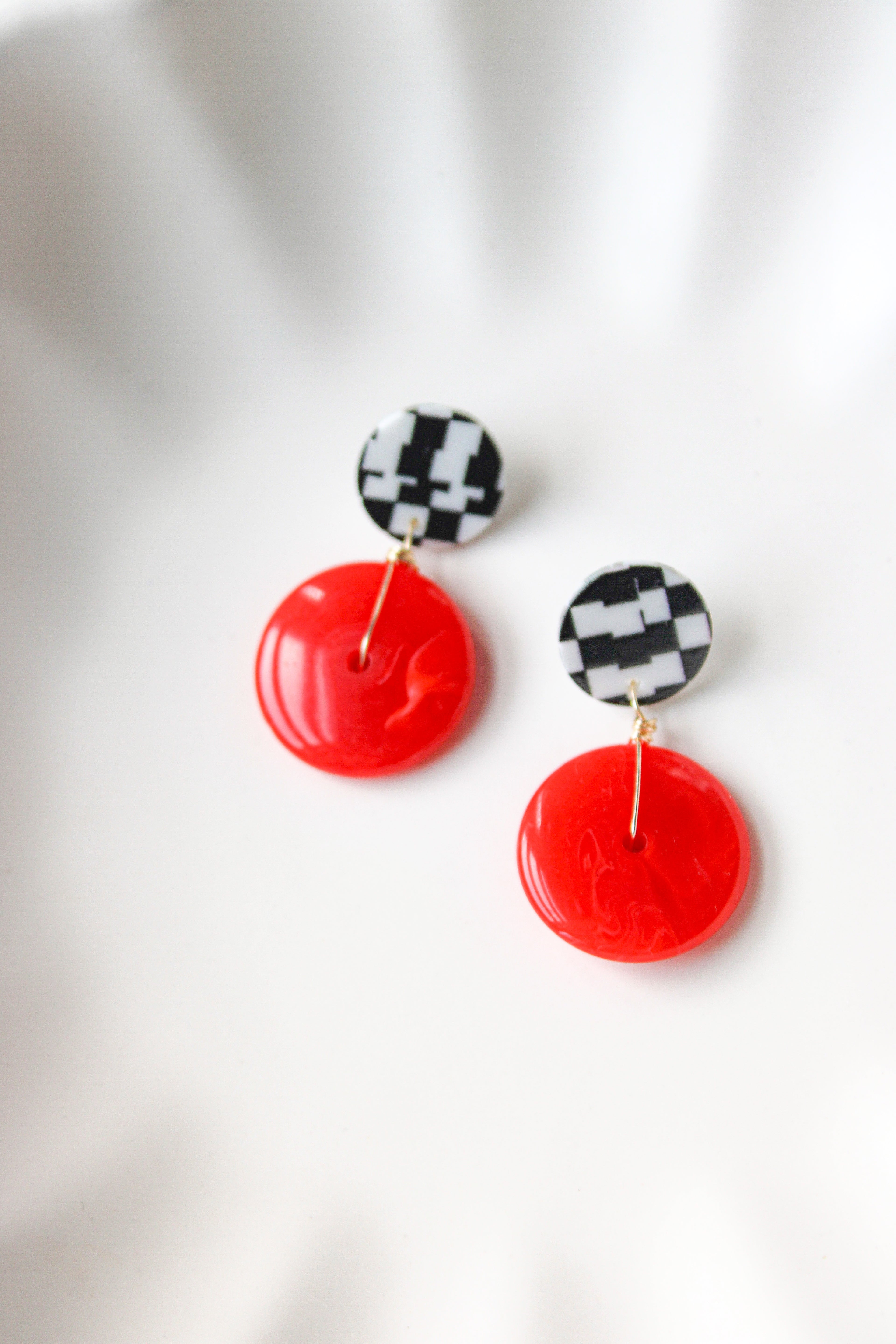 modern jewelry
shell  jewelry
seashell jewelry
joyeria barata
joyeria simple
summer jewelry
gratis
free
cross jewelry
chunky cross necklace
statement cross necklace
girly jewelry
shell charm jewelry
joyeria moderna
cuadrados
squared
earrings
pantallas
aretes
symbolic jewelry
patrones joyeria
angel jewelry
celestial jewelry
heavenly jewelry
cloud aesthetic jewelry
halo inspired jewelry
joyeria con textura
Girly fashion
girly jewelry
chunky jewelry
statement jewelry
trendy jewelry
fashion jewelry