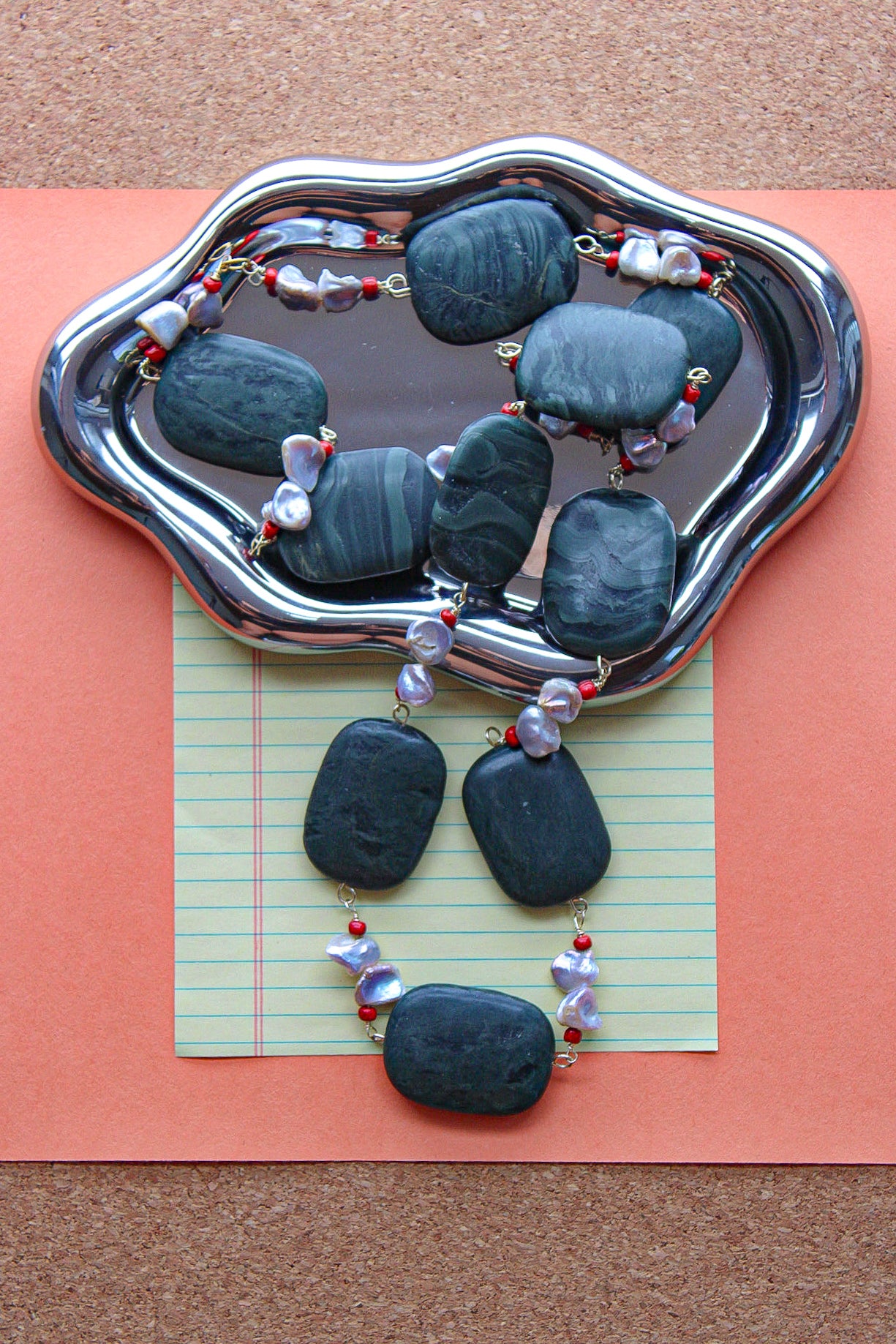 Handmade necklaces by Marveyra handcrafted in Puerto Rico featuring unique artisan designs, stainless steel details, pearls, natural-inspired elements, charms, chains, and contemporary accents. Every piece is created to stand out with an alternative, beach-inspired, unisex aesthetic and can be layered or styled for everyday wear. / Collares artesanales de Marveyra hechos a mano en Puerto Rico con diseños únicos, detalles en acero inoxidable, perlas, elementos inspirados en la naturaleza, dijes, cadenas y ac