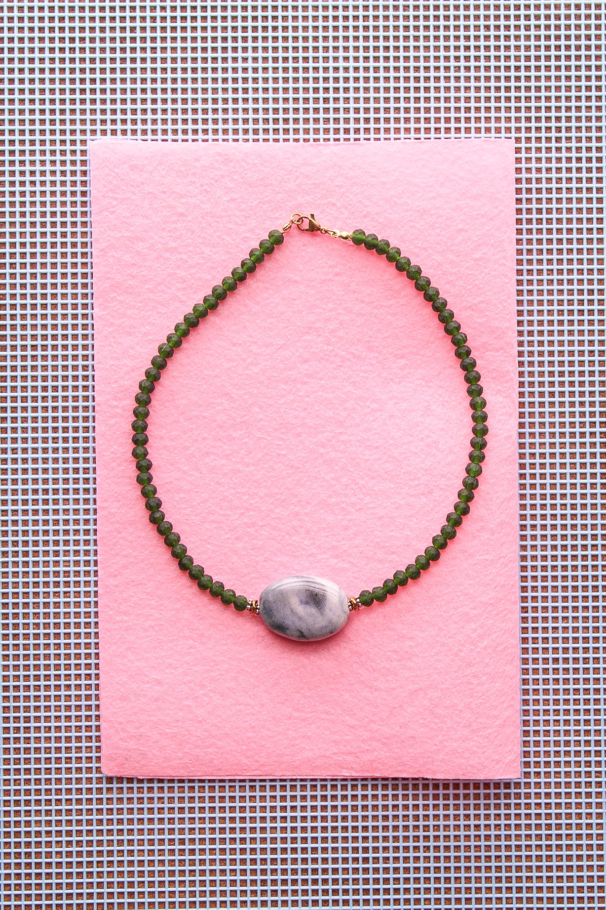 Handmade necklaces by Marveyra handcrafted in Puerto Rico featuring unique artisan designs, stainless steel details, pearls, natural-inspired elements, charms, chains, and contemporary accents. Every piece is created to stand out with an alternative, beach-inspired, unisex aesthetic and can be layered or styled for everyday wear. / Collares artesanales de Marveyra hechos a mano en Puerto Rico con diseños únicos, detalles en acero inoxidable, perlas, elementos inspirados en la naturaleza, dijes, cadenas y ac