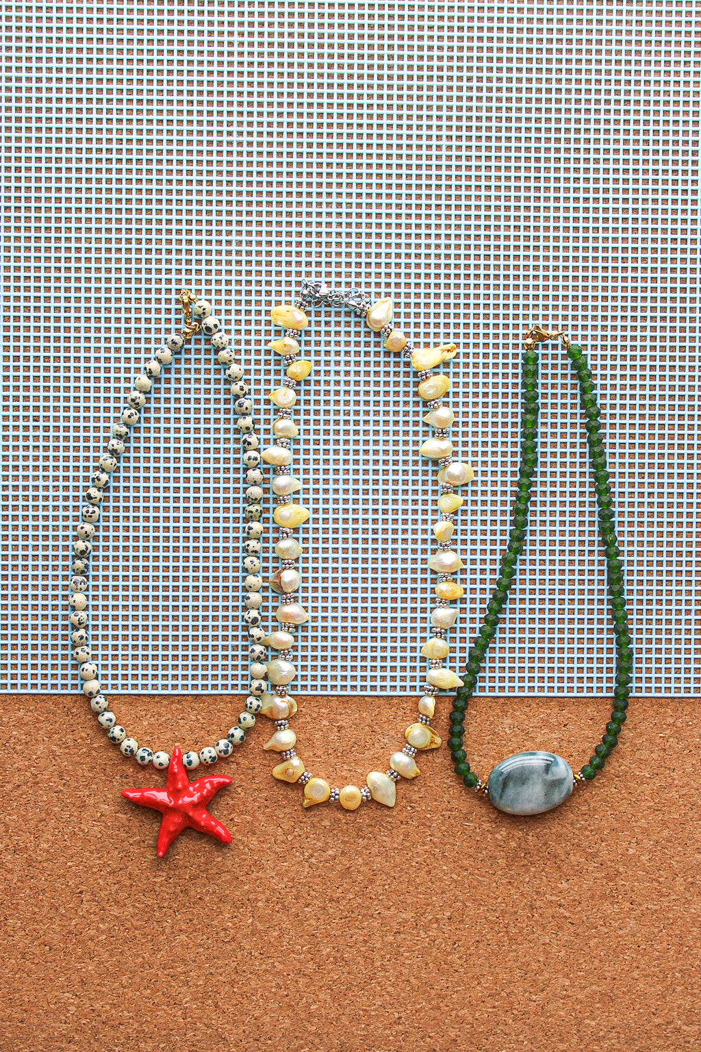 Handmade necklaces by Marveyra handcrafted in Puerto Rico featuring unique artisan designs, stainless steel details, pearls, natural-inspired elements, charms, chains, and contemporary accents. Every piece is created to stand out with an alternative, beach-inspired, unisex aesthetic and can be layered or styled for everyday wear. / Collares artesanales de Marveyra hechos a mano en Puerto Rico con diseños únicos, detalles en acero inoxidable, perlas, elementos inspirados en la naturaleza, dijes, cadenas y ac
