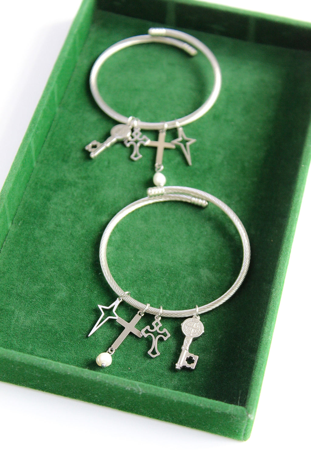 Conexión (Bracelet)