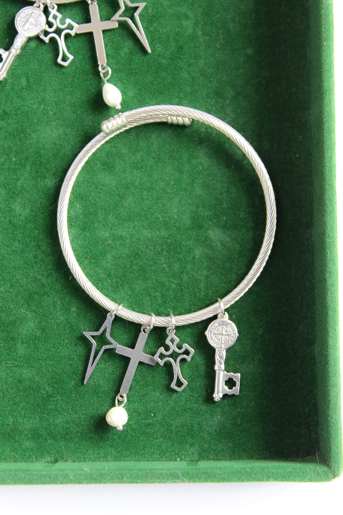 Conexión (Bracelet)